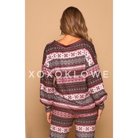 Faire Isle Print Knit Pajamas Set Matching Top + Pants - Picture 12 of 13